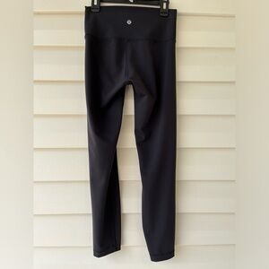 Lululemon athletica Women’s Black Leggings-Size: 6 Preowned Very Good Condition